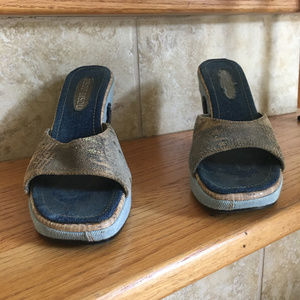 Bisou Bisou Denim & Gold Heel